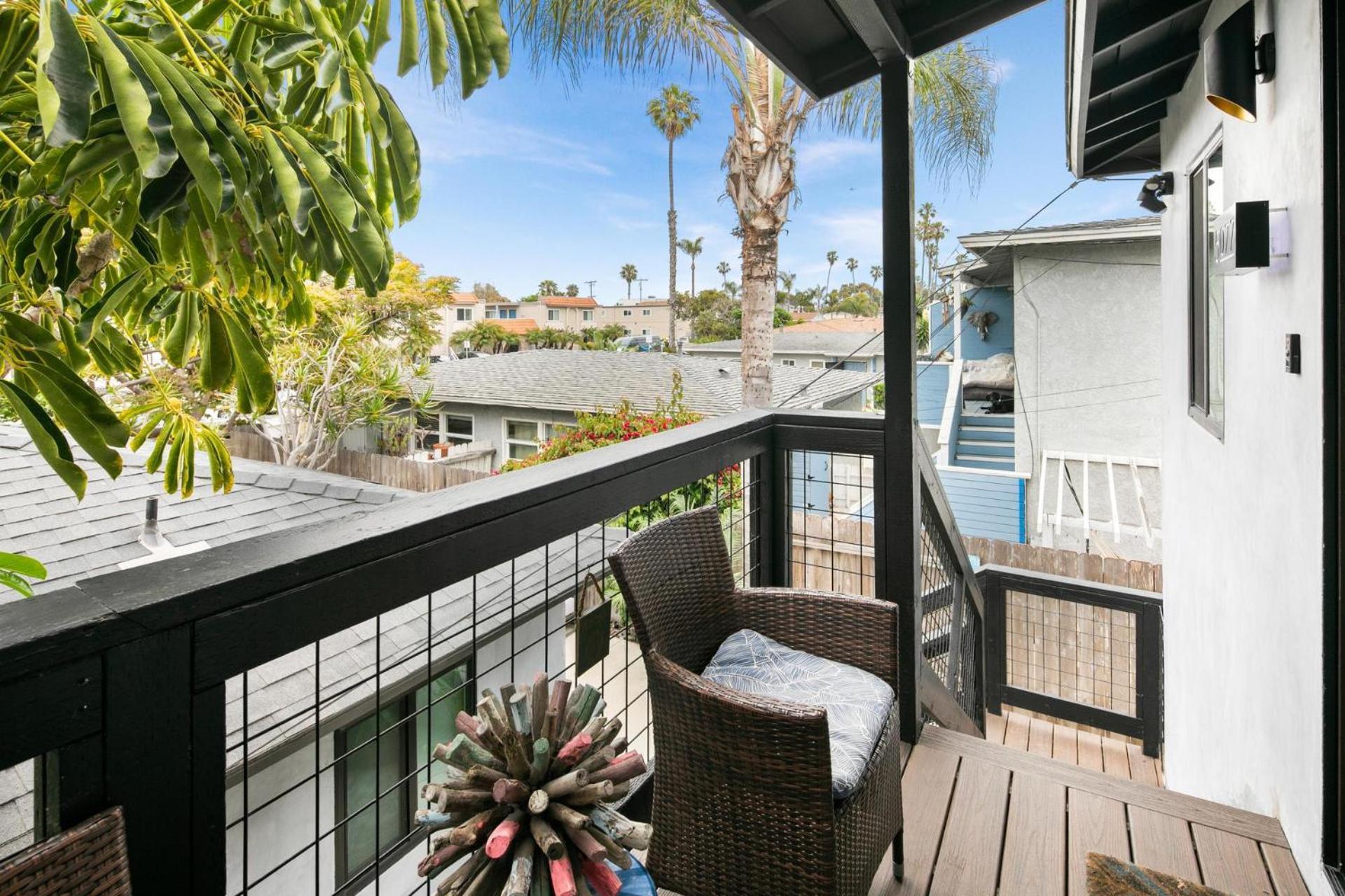 Modern 1 Bedroom 2 Blocks 2 San Diego